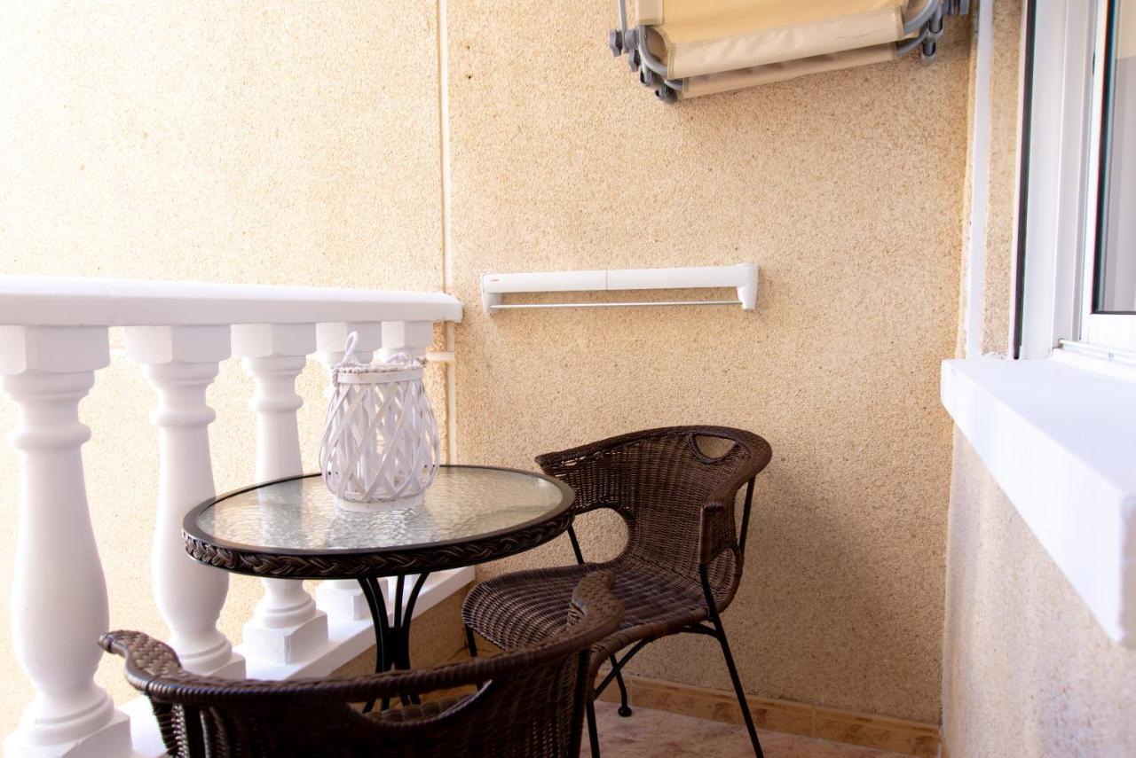 Holiday Suite Caballero De Rodas 92 Торевьиа Экстерьер фото