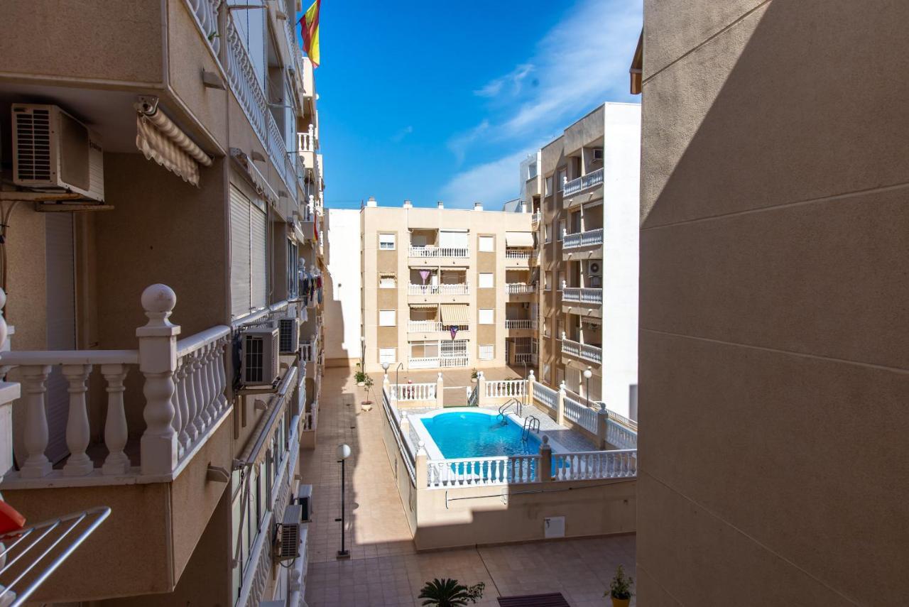 Holiday Suite Caballero De Rodas 92 Торевьиа Экстерьер фото